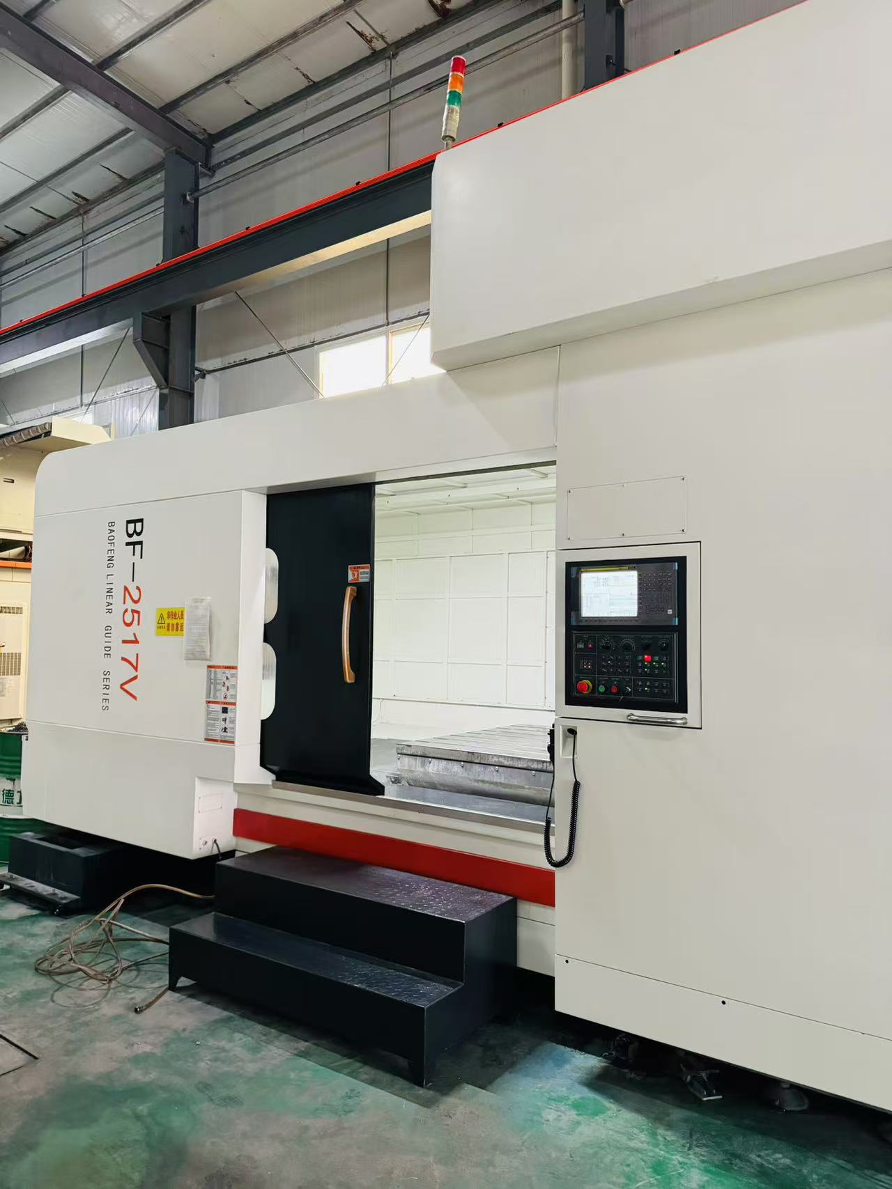 宝烽龙门加工中心BF-2517V