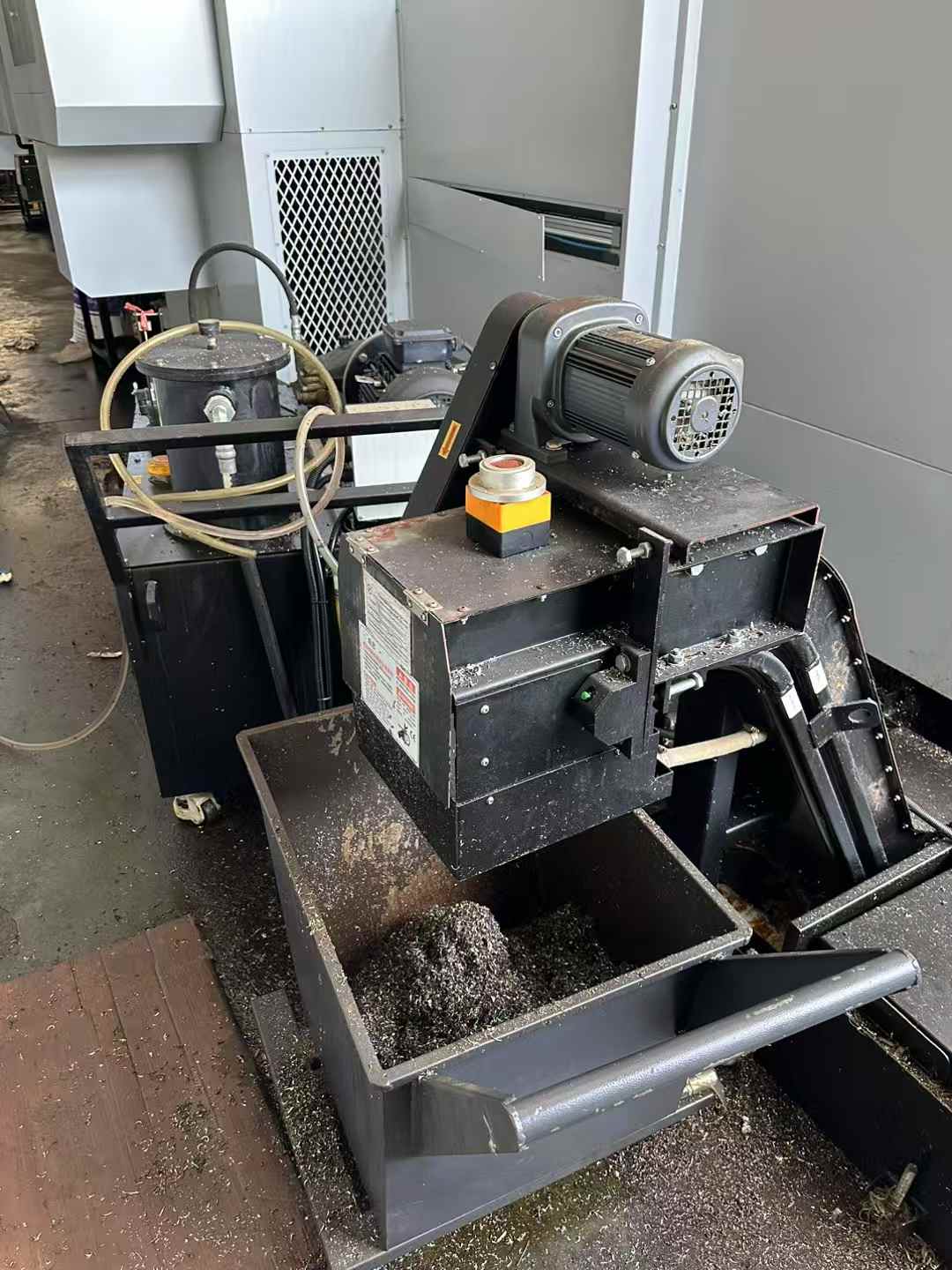 乔威进SM-2113龙门加工中心